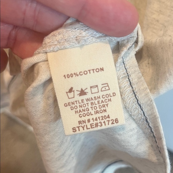 Casual Gray Short Sleeve Tee - Picture 2 of 2